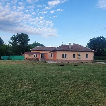 Camp & Sports Pri Popa