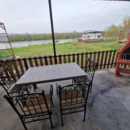 Camp & Sports Pri Popa Vardim