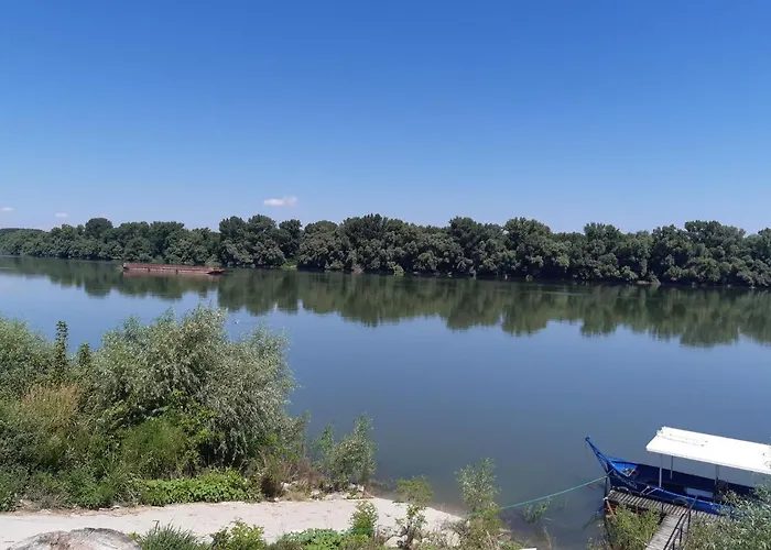 Camp & Sports Pri Popa Къмпинг