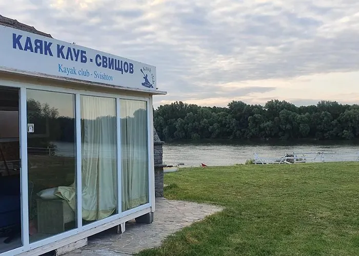 Camp & Sports Pri Popa Къмпинг *