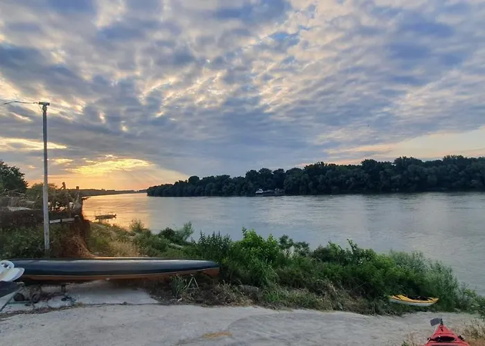 Къмпинг Camp & Sports Pri Popa Vardim